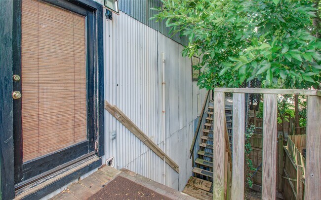 Foto del edificio - 5313 Palmetto St