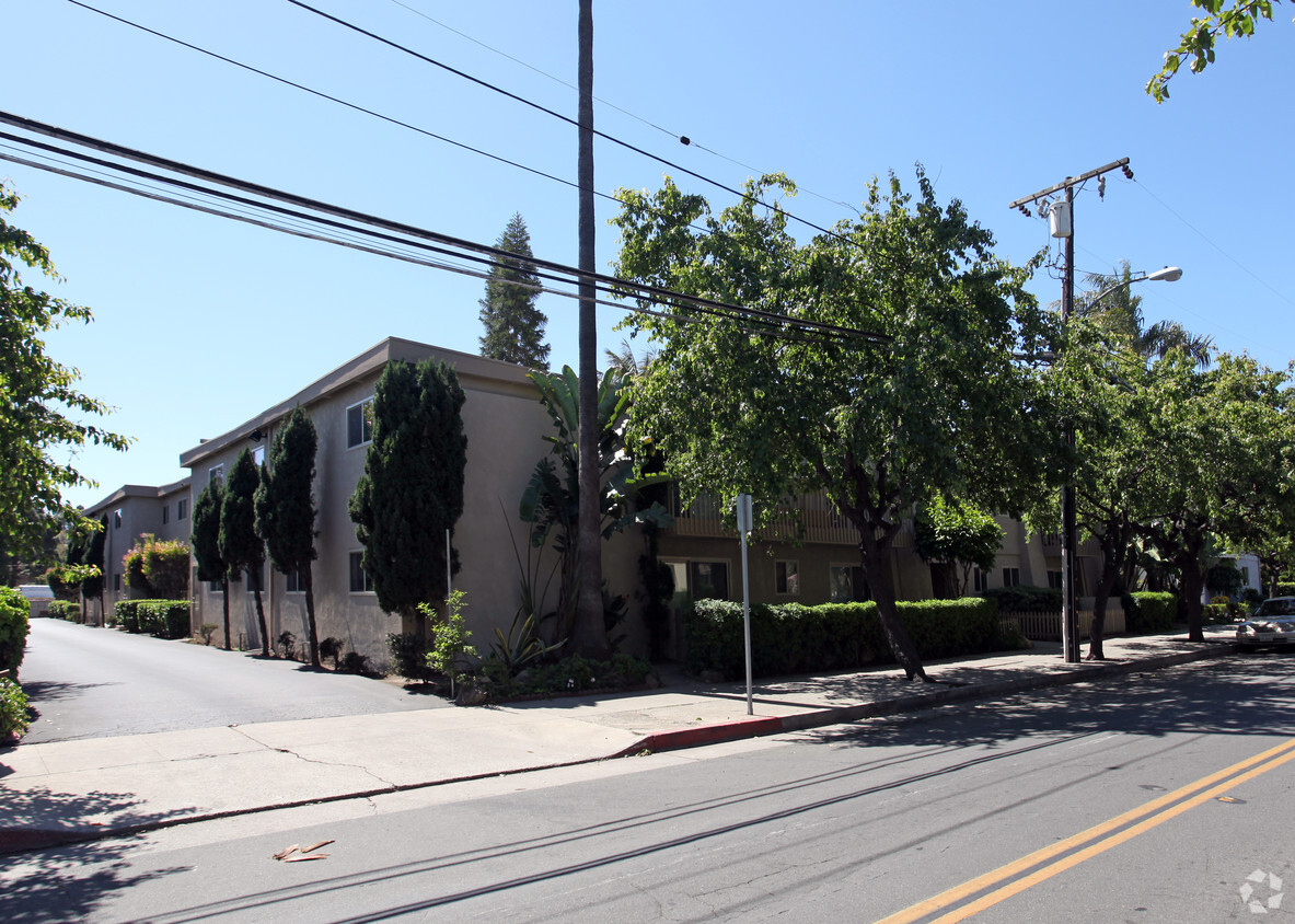 Coronel Place Apartments - Coronel Apartments