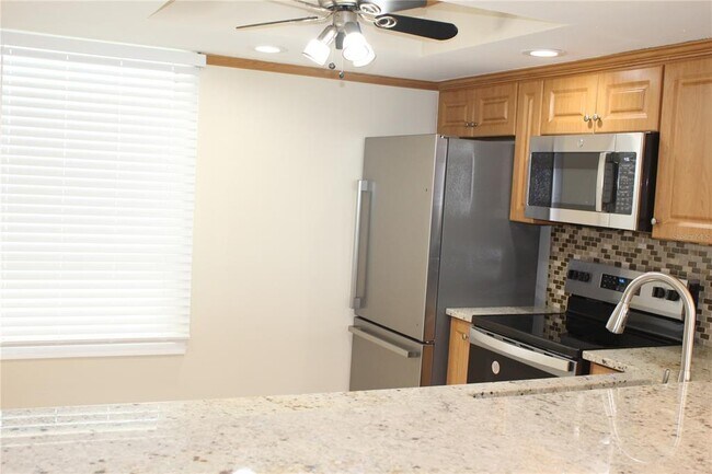 Foto del edificio - 2618 Cove Cay Dr