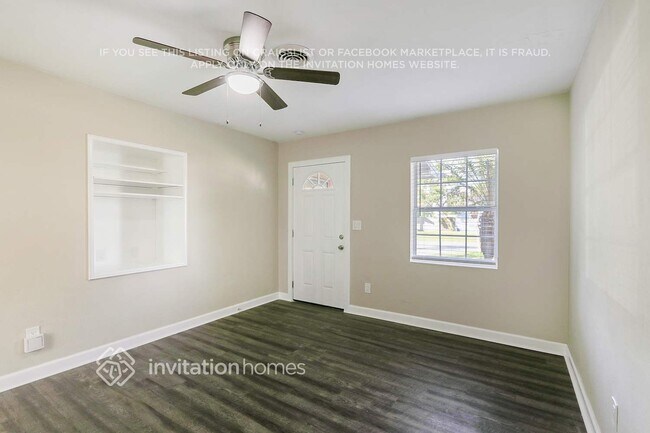 Foto del edificio - 2826 17th Ave N