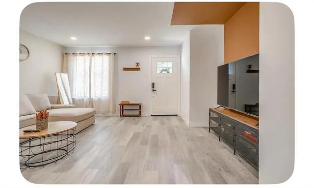 Foto del edificio - 13941 Bee St