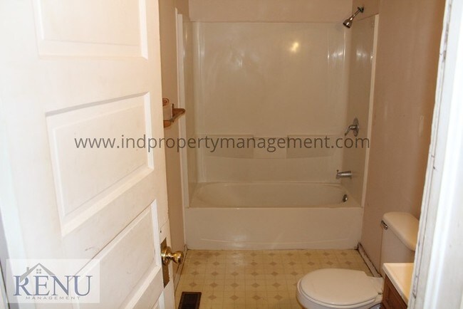 Foto del edificio - 3 Bedroom East Side Duplex