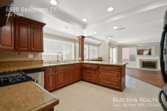Foto del edificio - 6598 Bradford Ct
