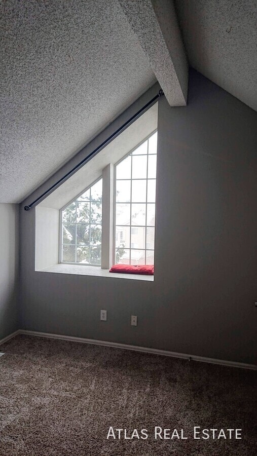Building Photo - 13823 E Lehigh Ave