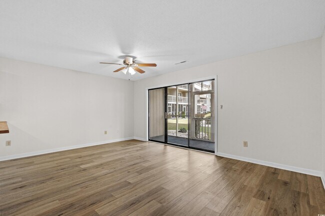 Foto del edificio - 1870 Auburn Ln