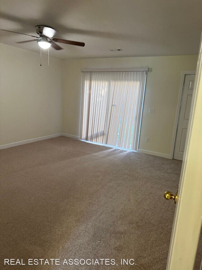 Foto del edificio - 4 br, 3.5 bath House - 4127 Lillington Drive