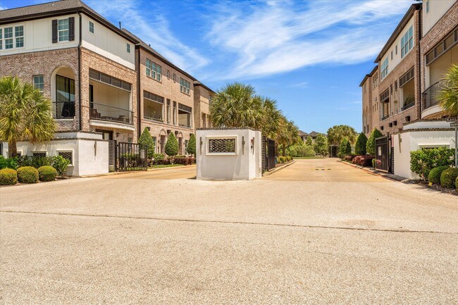 Building Photo - 2602 Cottage Grove Green Dr