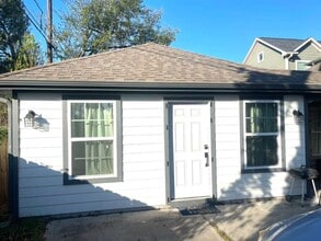 Building Photo - 3807 Edison St