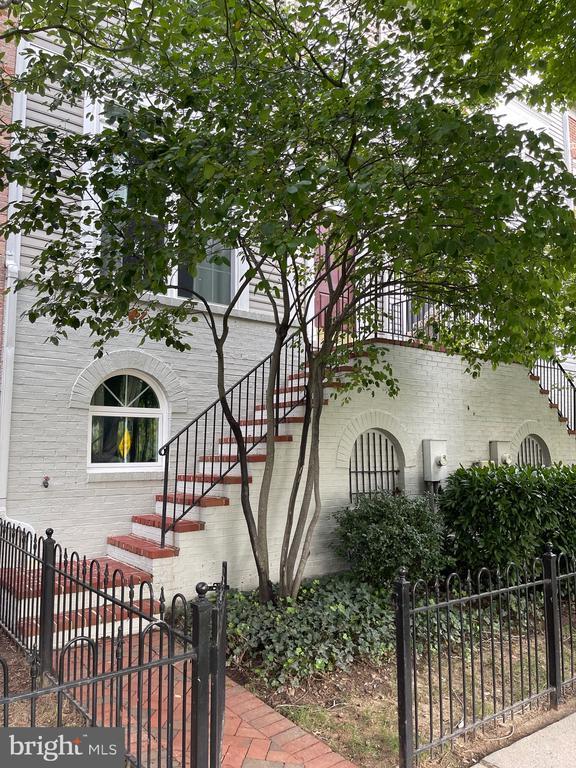 Foto del edificio - 650 9th St SW