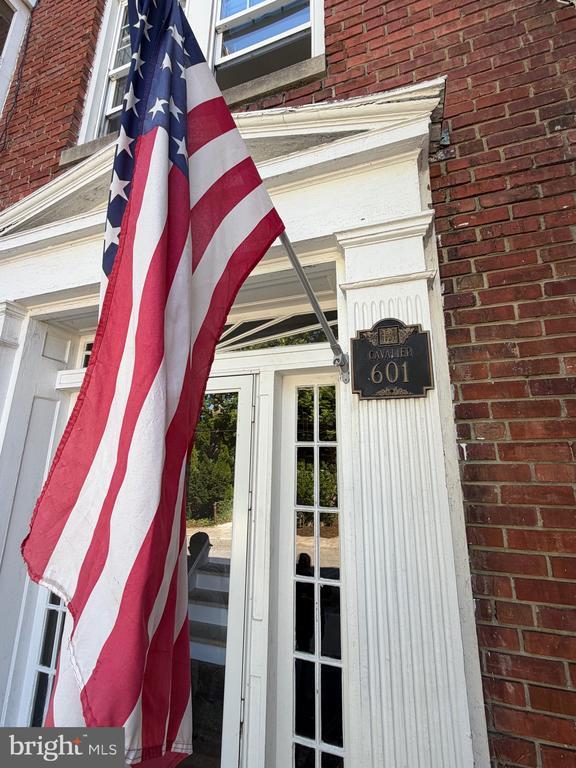 Building Photo - 119 High St