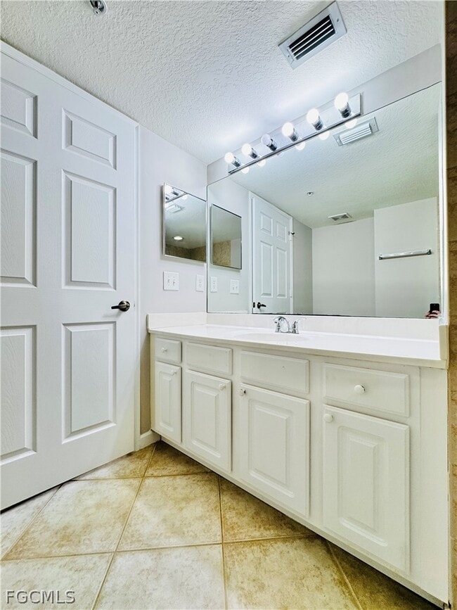 Building Photo - 4109 Residence Drive