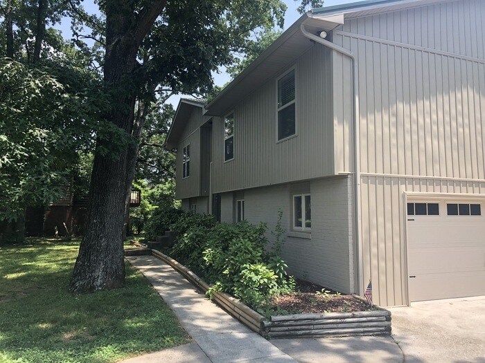 4 Bedroom - 3 Bath Home with a 2 car garage in Farragut - 4 Bedroom - 3 Bath Home with a 2 car garage in Farragut