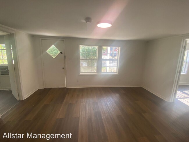 Building Photo - 3 br, 1 bath House - 615 First Street
