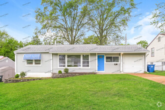 Building Photo - 9543 Radio Dr