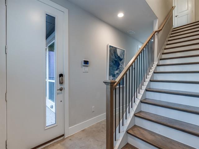 Building Photo - 1129 Manderly Ct