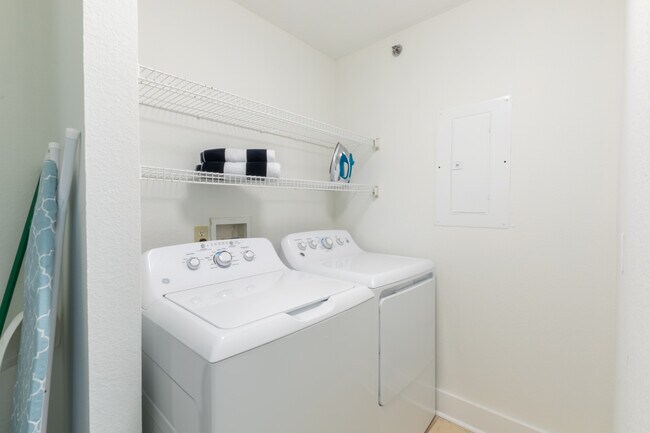 Building Photo - One Club Gulf Shores I