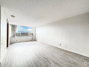 Building Photo - 1060 Kamehameha Hwy
