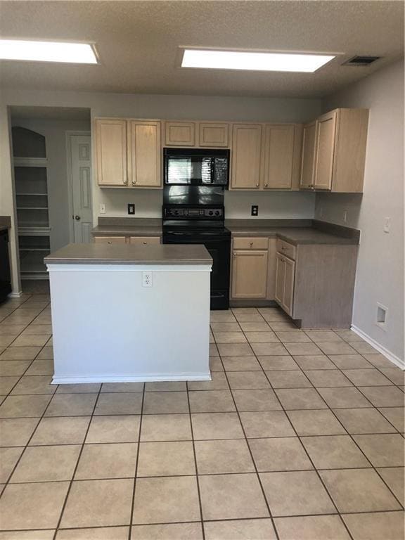 Building Photo - 1304 Devil Ridge