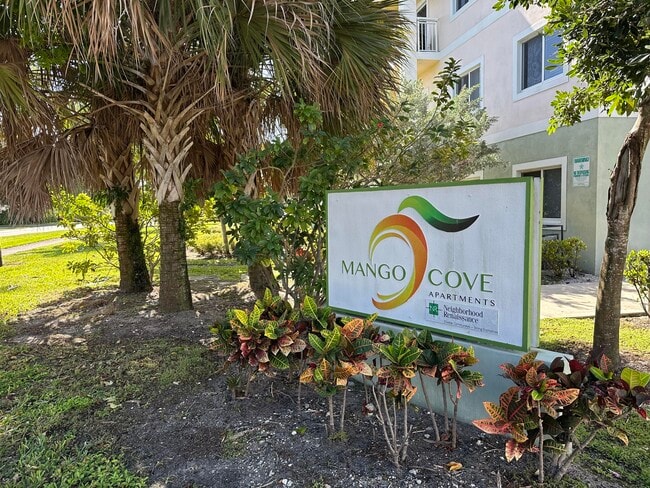 Foto del edificio - 1553 Florida Mango Rd