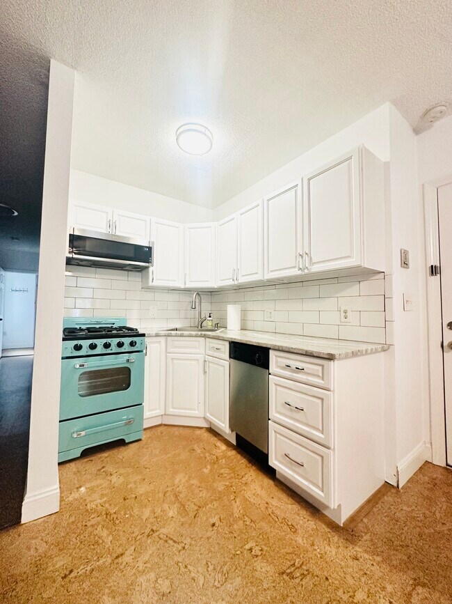 Foto del edificio - 151 W 6th St