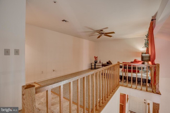 Foto del edificio - 2707 Summerview Way