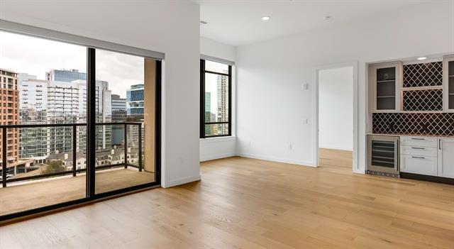 Foto del edificio - 2620 Maple Ave