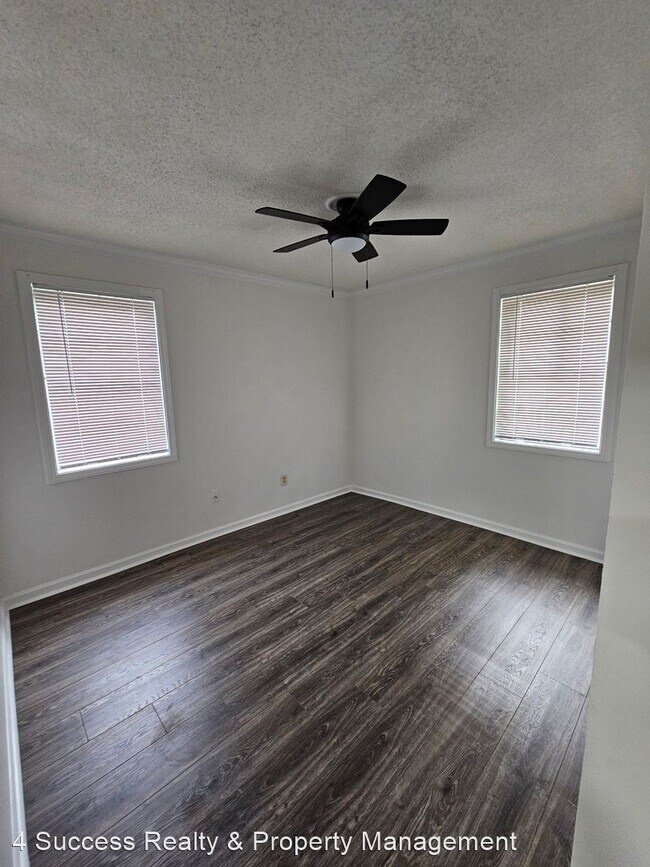 Building Photo - 4 br, 1 bath House - 519 N. Fifth