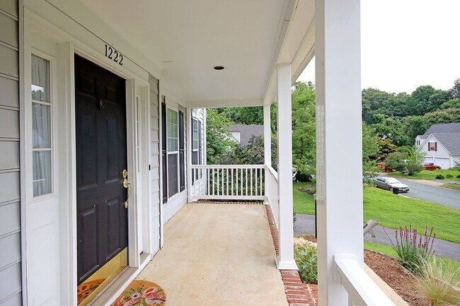 Foto del edificio - Pet-Friendly Raintree Home With Fenced Yard