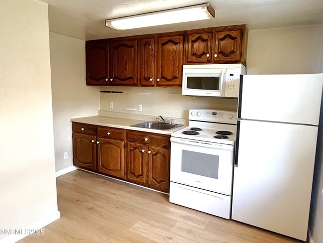 Building Photo - 1539 G St