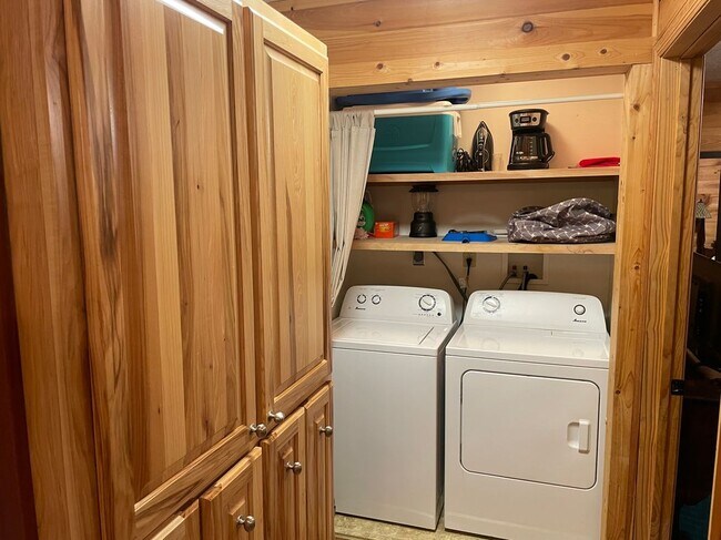 Building Photo - 119 Glenview Ln