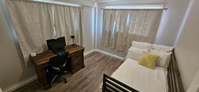 Building Photo - 94-1113-1113 Lumiauau St