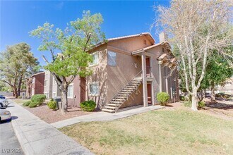 Building Photo - 2750 S Durango Dr