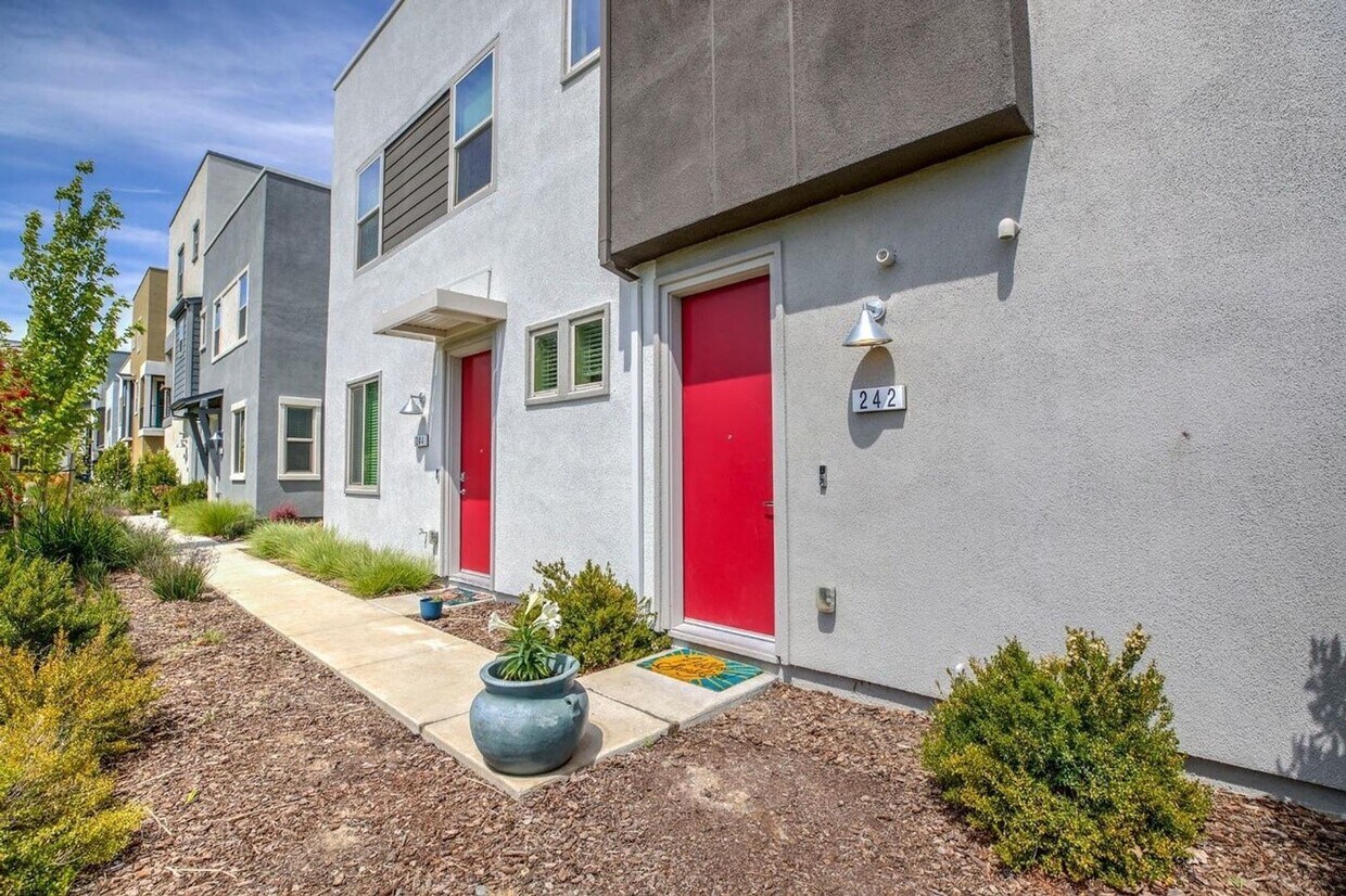 Foto principal - Modern Living at The MIll Gorgeous 2bed/2....