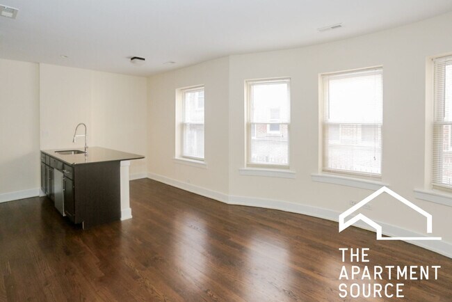 Foto del edificio - 5062 N Winchester Ave