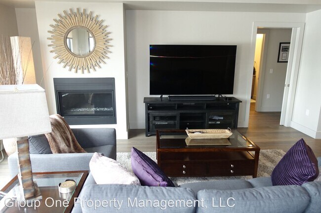 Foto del edificio - 3 br, 2.5 bath House - 611 S. 8th St. #402