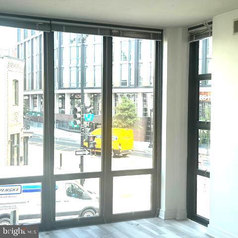 Building Photo - 2120 Vermont Ave NW