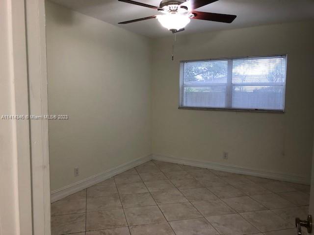Foto del edificio - 4050 NE 12th Terrace
