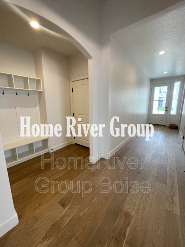 Foto del edificio - 538 S Prospector Ln
