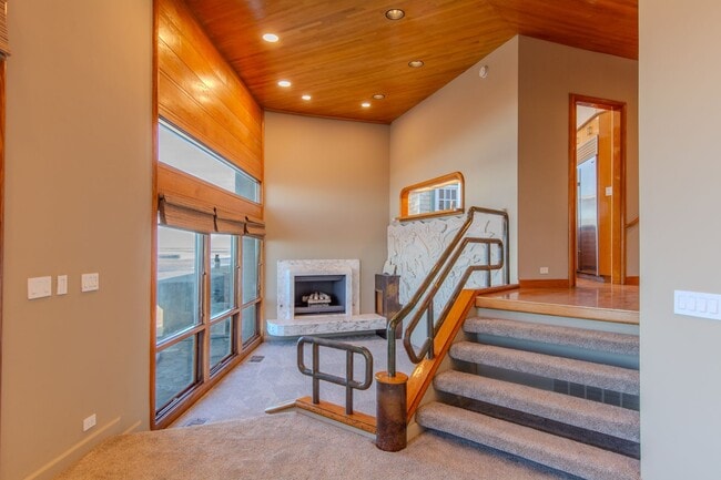 Foto del edificio - Extraordinary 5-Bed / 5-Bath Oceanfront Property in La Jolla!