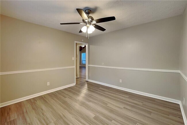 Foto del edificio - 95 Pine Ferry Dr NW