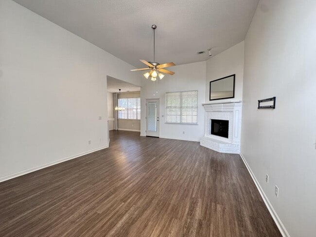 Building Photo - 104 Sir Patrick Way