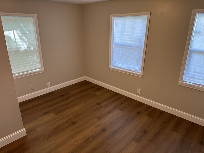 Building Photo - 1518 Mountain View Ct
