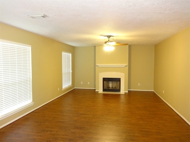 Building Photo - 3631 Windmoor Dr