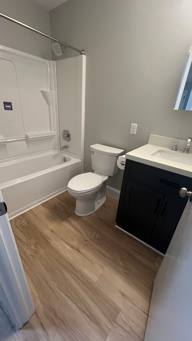 Bathroom - 90 High Path Rd