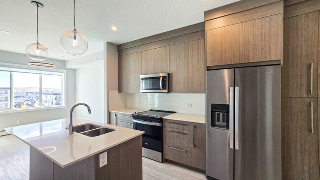 Building Photo - 111 Wolf Creek Dr SE