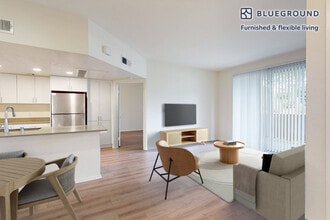 Building Photo - 351 Hodencamp Rd