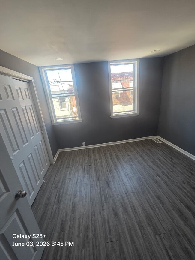 Building Photo - 944 Cantrell St