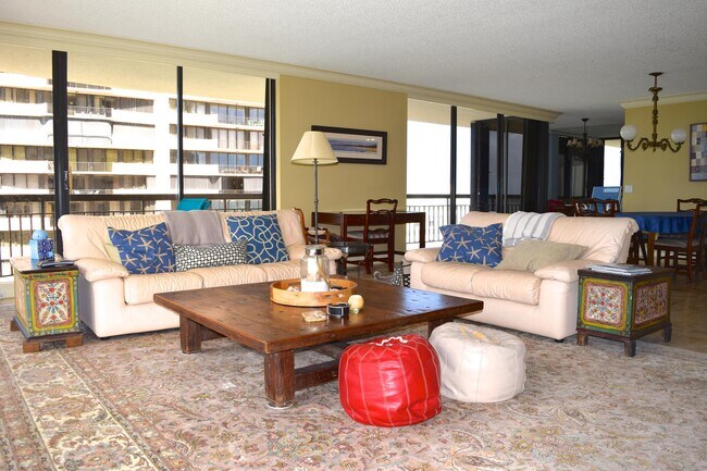 Building Photo - 4100 N Ocean Dr