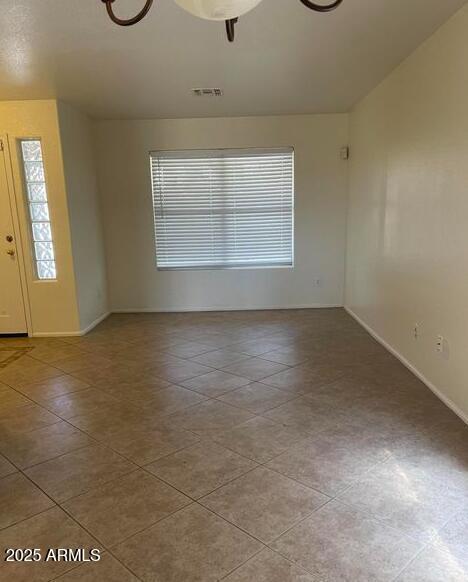 Foto del edificio - 3613 E Potter Dr
