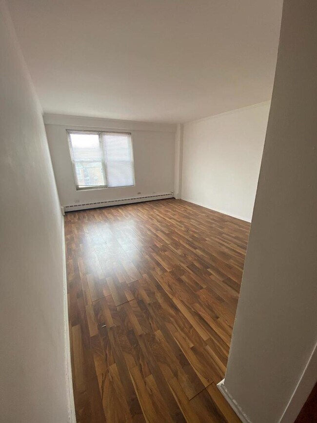 Foto del edificio - 2630 W Berwyn Ave
